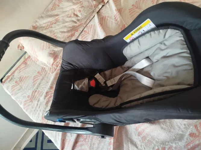VENDO BEBE CONFORTO 150,00