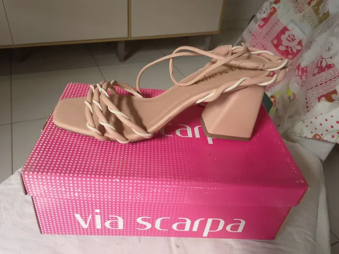 Sandália via skarpa