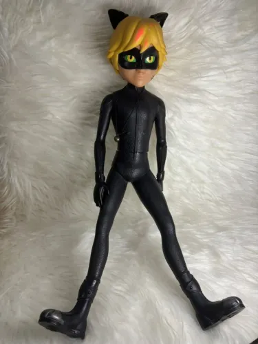 Boneco Cat Noir Miraculous Articulado