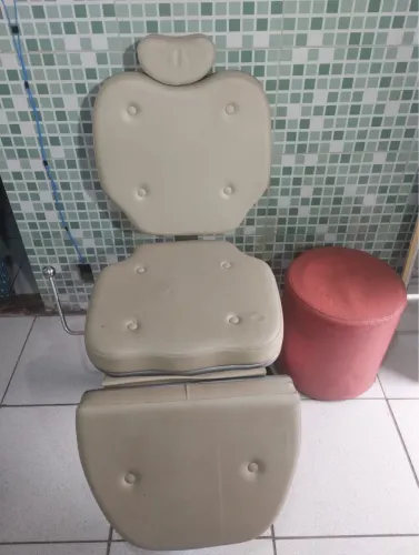 Cadeira articulada salão 