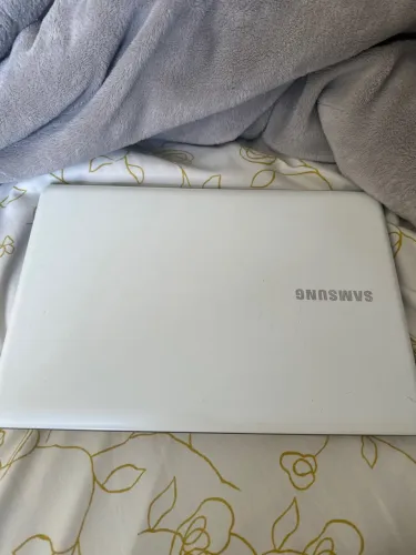 Notebook da Samsung (Modelo Antigo)