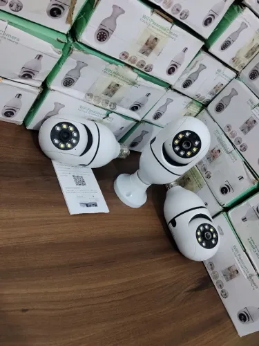 Câmera de Segurança Wi-Fi Full HD 360° - Novas
