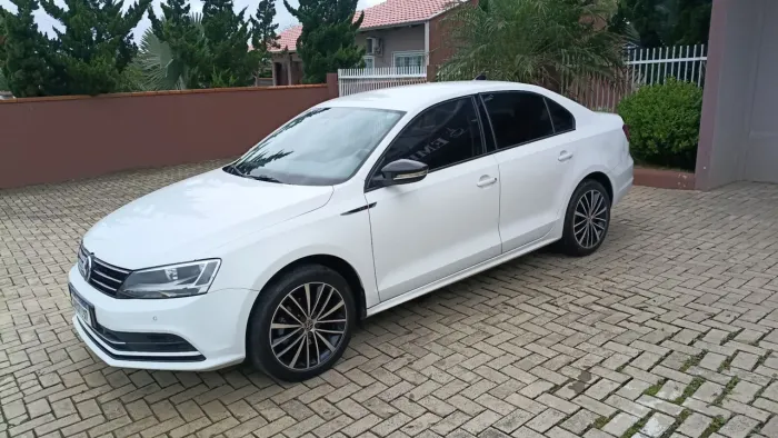 Volkswagen Jetta Trendline 1.4 TSI 16V 4P Aut. 2016