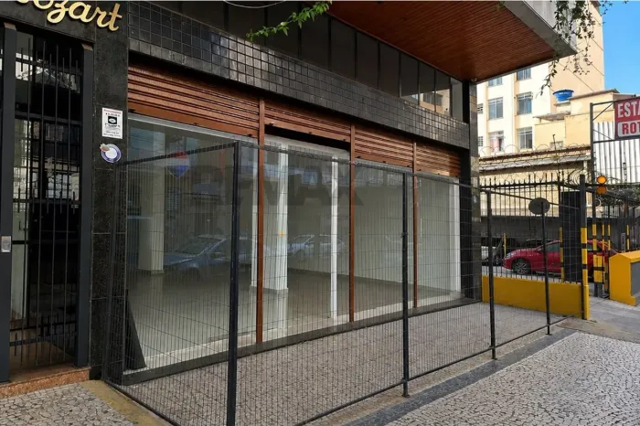 Loja Comercial com Sobreloja para Locação | Centro, Juiz de Fora