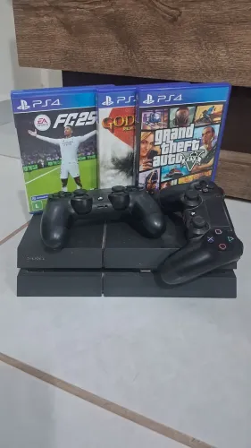 Vídeo game ps4 1,5TB com 2 controles e 3 jogos em ótimo estado 