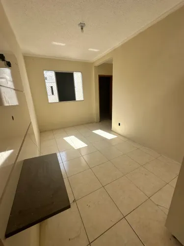 Alugo apartamento 2 aptos de 2q em Colina de Laranjeiras