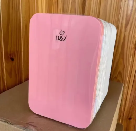 Mini Geladeira Portátil 8 litros D&Z