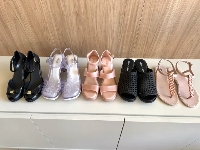 Desapego Melissa Lovers - 5 Pares Originais + Bolsa Melissa
