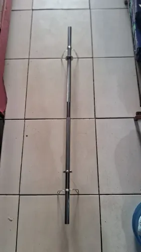 Vende_se uma Barra cromada Maciça de 1.20cm