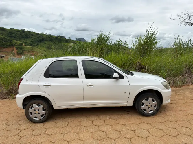 Chevrolet Celta Spirit/ LT 1.0 MPFI 8V Flexp. 5P 2012