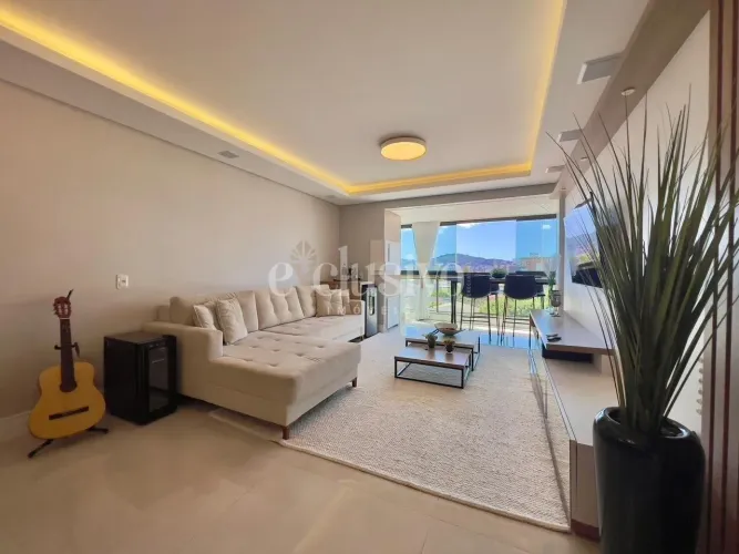 Apartamento com 3 quartos no bairro Balneário, em Florianópolis