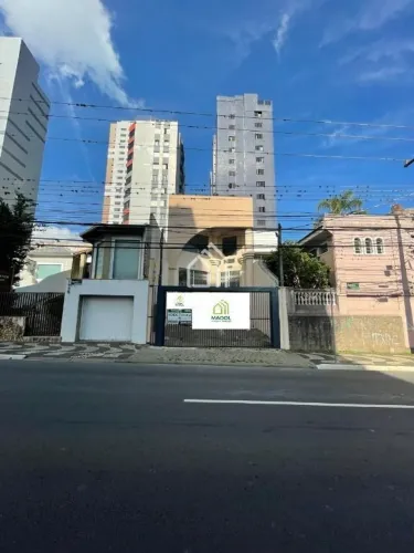 Sala à Venda em Centro, Ponta Grossa - PR