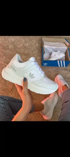 Tênis Adidas Feminino