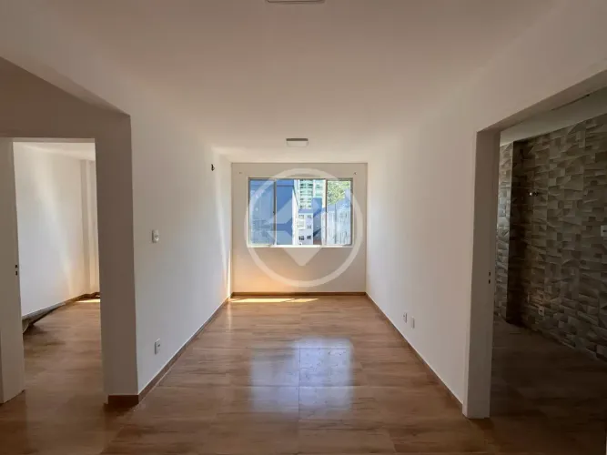 VV Imóvel para venda possui 47 metros quadrados com 2 quartos em Itacorubi - Florianópolis