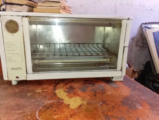Forno elétrico pequeno 