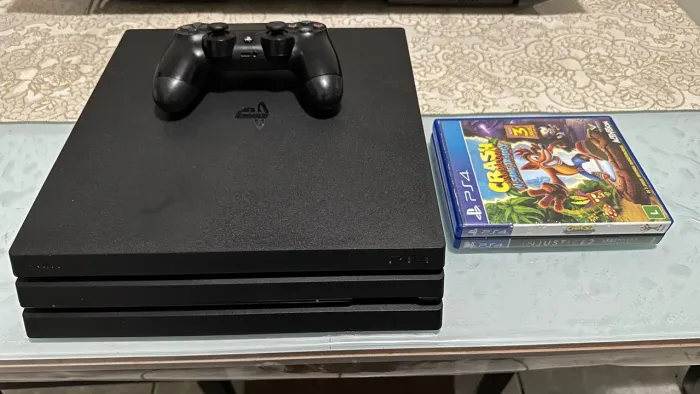 PLAYSTATION 4 PRO