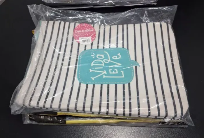 Capa de Notebook Feminina Uatt? com Zíper, para Notebook de até 16" (Cor Branco e Azul)