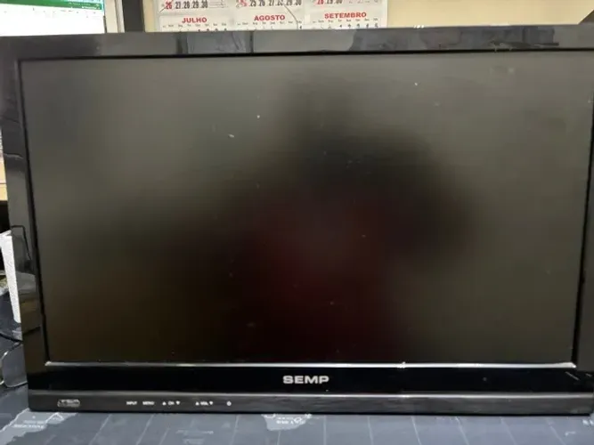 TV Led 19" Semp Toshiba