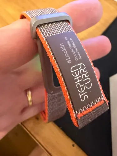 Pulseira Google Fitbit Air - edição especial