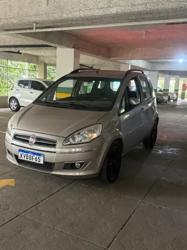 Fiat Idea Essence Dualogic 1.6 Flex 16V 5P 2015