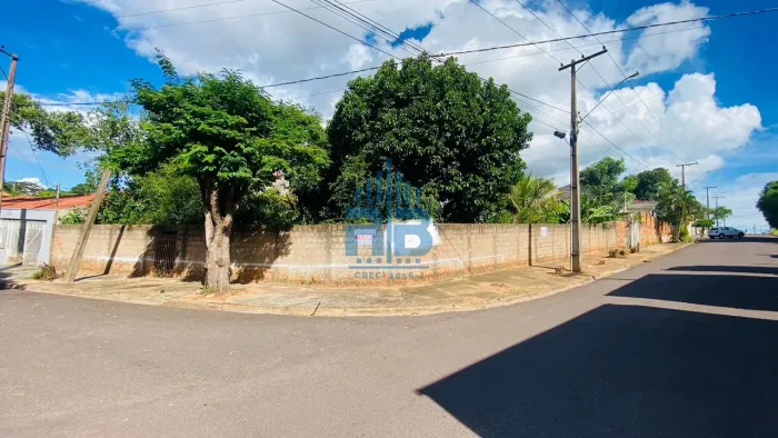 TERRENO A VENDA NO JARDIM SANTA FE