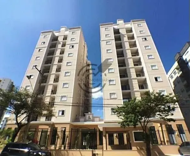 Apartamento 2 dormitórios sendo uma suíte, 2 vagas cobertas.