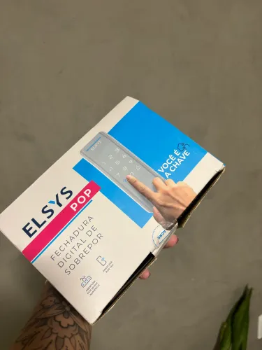 Fechadura eletrônica