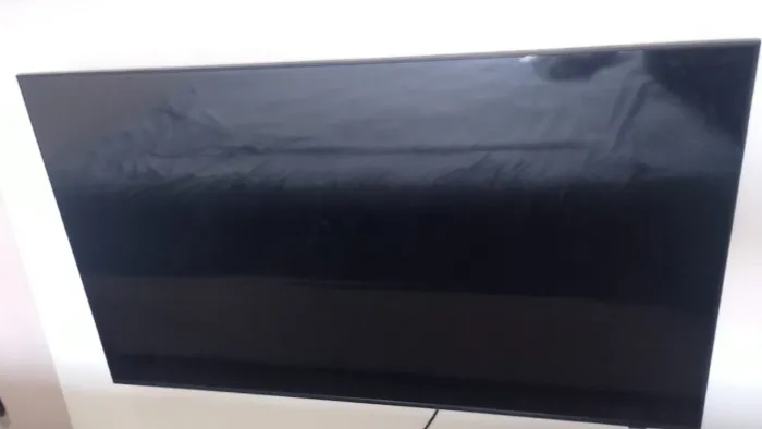 Tv nova 50 polegada 1.300
