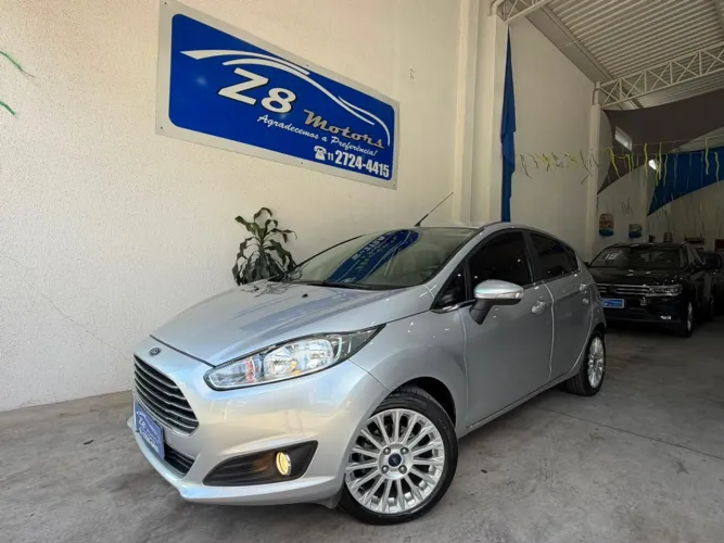 Ford Fiesta 1.6 16V Flex Aut. 5P 2015