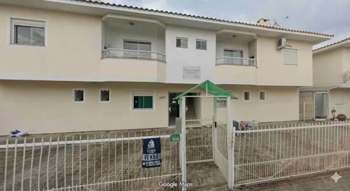 ALUGO AMPLO E ACONCHEGANTE APARTAMENTO COM CONTRATO ANUAL, EM PREDIO TRANQUILO E FAMILIAR