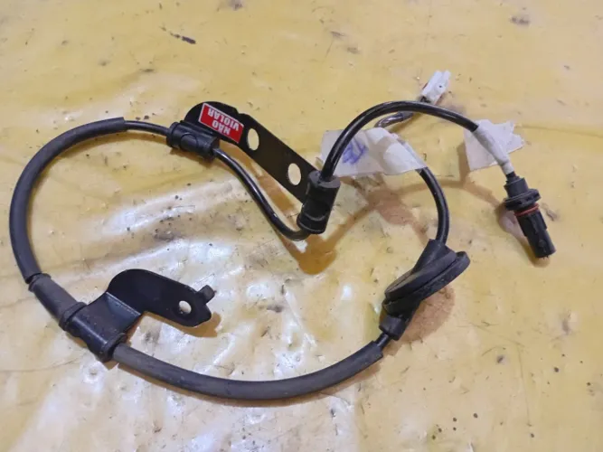 Chicote Sensor Traseiro Esquerdo Hyundai I30 Auto 2011 Abs