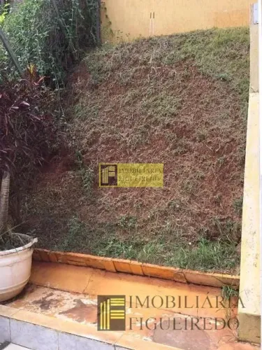 Casa para Locação 3 Quartos, 1 Suite, 2 Vagas, 329M², Condomínio Residencial Jardins de Ba