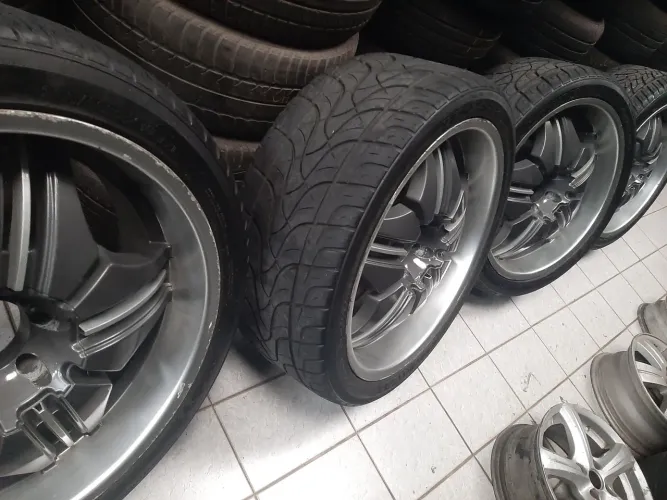 Rodas aro 22 Importadas Estrela com borda Hilux 6x139 usadas 