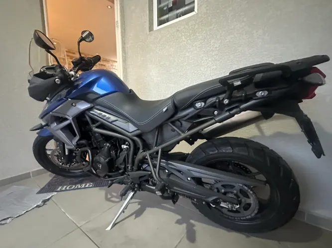 Triumph Tiger XRX 800