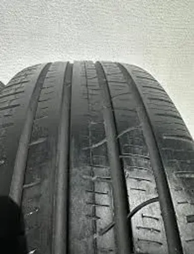 Pneu 235 60 17