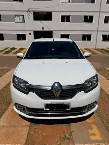 Renault Logan Dynamique Hi-flex 1.6 8V 4P 2017