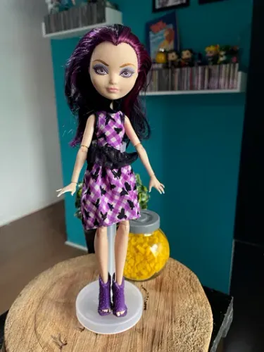 Boneca Ever After High - Raven Queen - Piquenique - Usada
