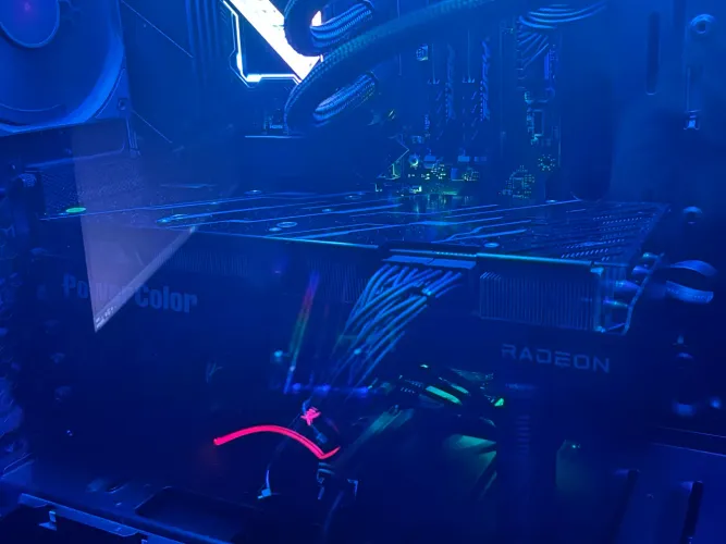 Rx 6800 fighter
