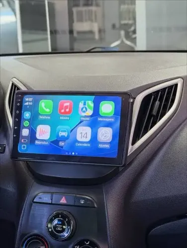 Faço instalação de multimídia câmera de ré sensor e acessórios automotivo EM DOMICÍLIO
