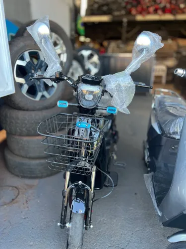 Bicicleta elétrica/ moto
