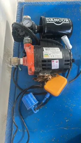 Bomba Pressurizadora Dancor 1/2 CV 220V - Menos de 6 Meses de Uso