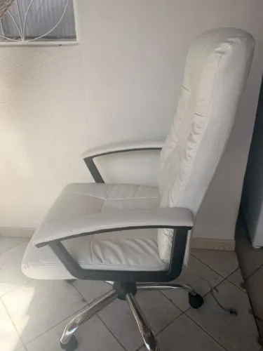 Cadeira GAMER ou de estudos com função relax