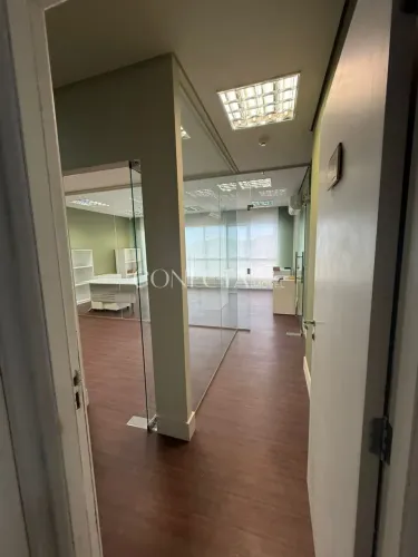Sala comercial no Alpha square