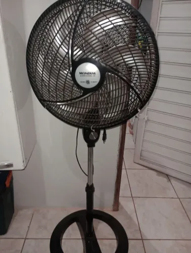 Vendo ou troco por 110v ventilador