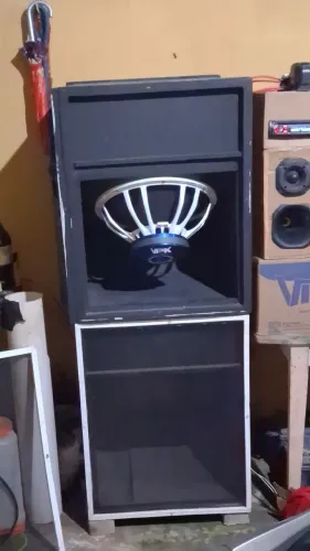 Vendo duas caixa t18 seca