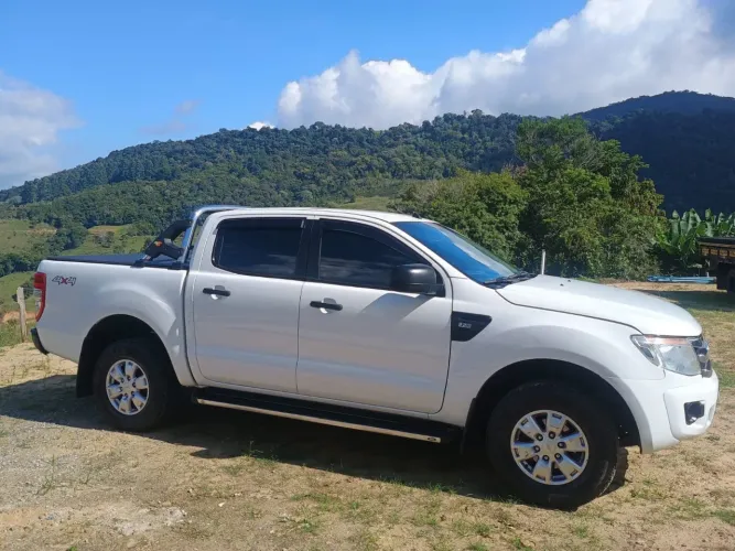 Ford Ranger XLS 2.2 4X4 CD Diesel Mec. 2014