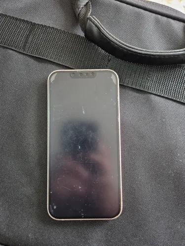 iPhone 13 rosa todo original