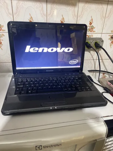 Notebook Lenovo G 450 ( carcaça , teclado e tela bons )