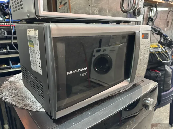 MICROONDAS BRASTEMP INOX 20L 220V