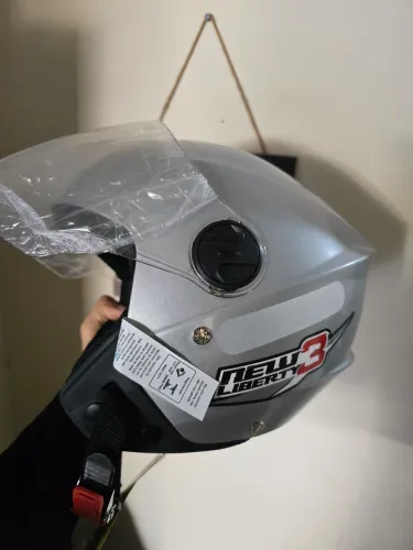 Capacete Tamanho 58. Novo! 3 unidades disponíveis. 